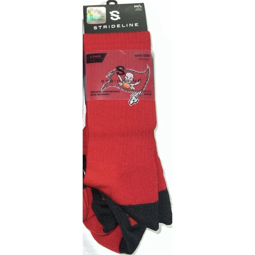 NFL Tampa Bay Buccaneers Adult Crew Socks 2 Pairs Size M/L M(8-12), W(9.5-13.5)